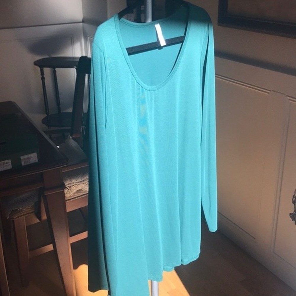 New Lularoe “Lynnae” Sz3XL (Sku 110)